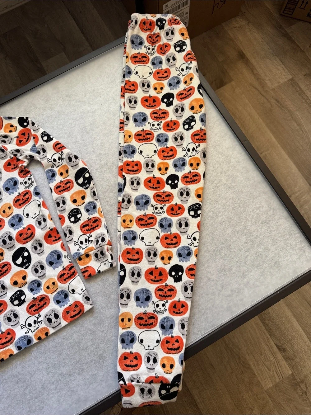 Gymboree Kids Halloween Pumpkin Print Pajama Set - Orange/Black/Gray. Size 12